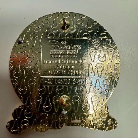 NWT. D23 Expo 2024: Pluto Dog Self Portrait Collection - Pluto -LE 400 - Picture 7 of 11